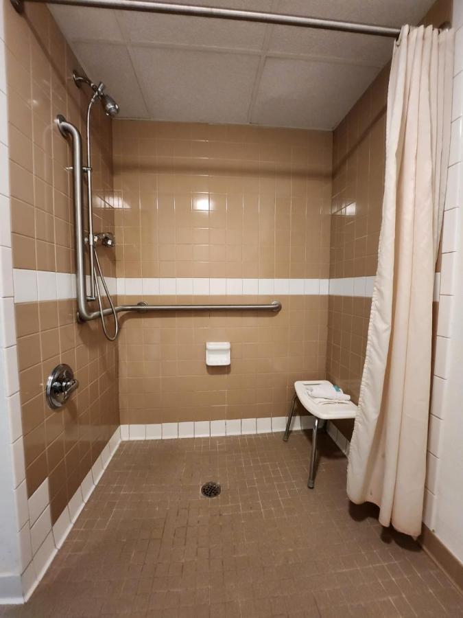 Hot Springs Village Inn Bagian luar foto