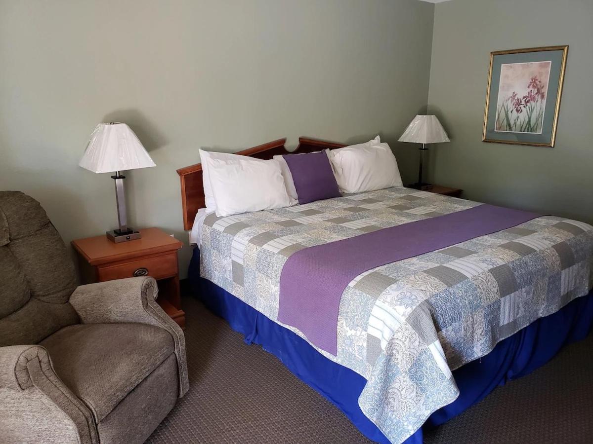 Hot Springs Village Inn Bagian luar foto