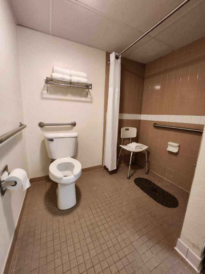 Hot Springs Village Inn Bagian luar foto