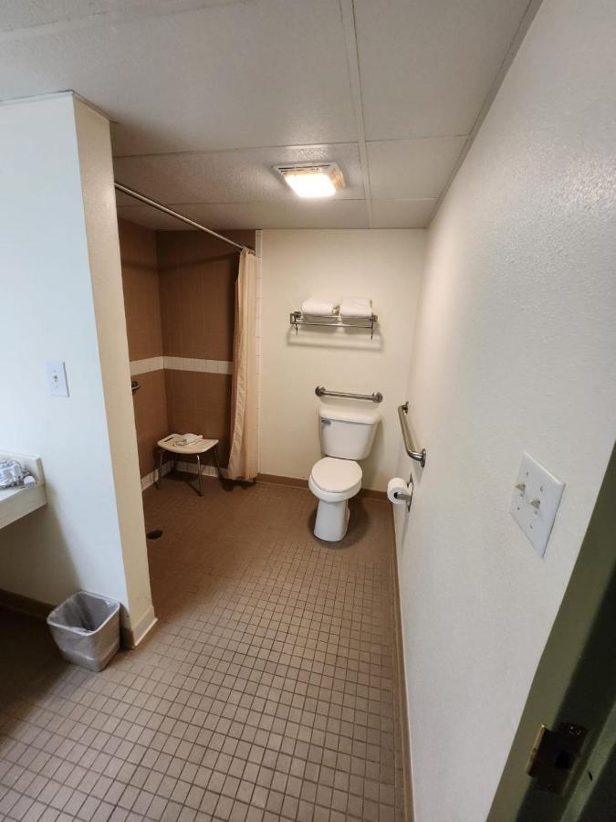 Hot Springs Village Inn Bagian luar foto